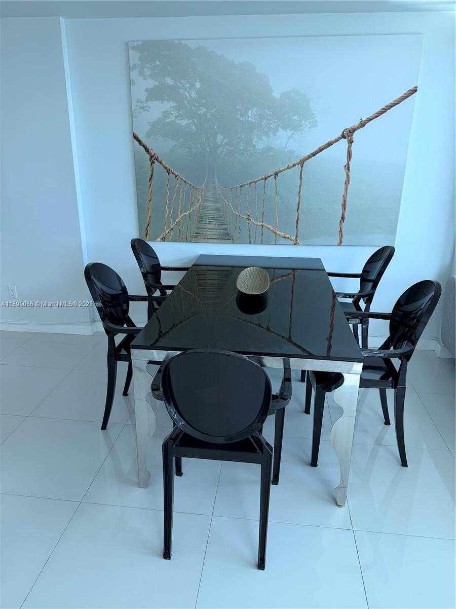 Small Image of 60 SOUTH WEST 13TH ST #5216, Miami Number 7