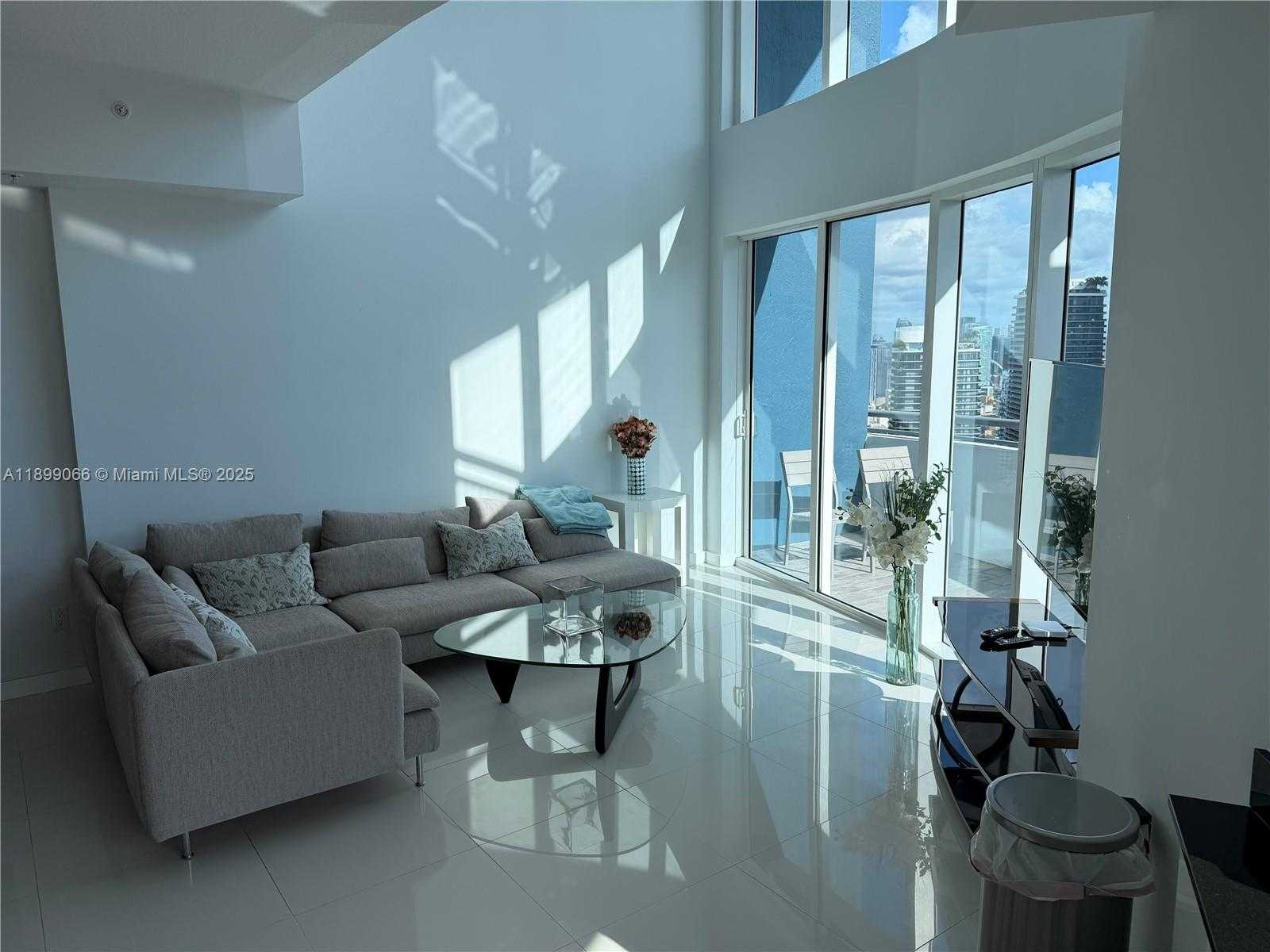 Small Image of 60 SOUTH WEST 13TH ST #5216, Miami Number 9