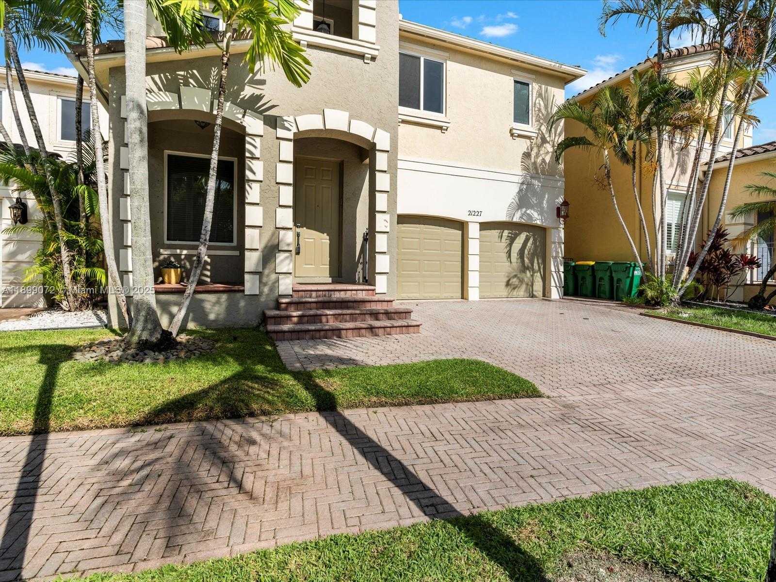 Small Image of 21227 NORTH EAST 31ST PL #21227, Aventura Number 3