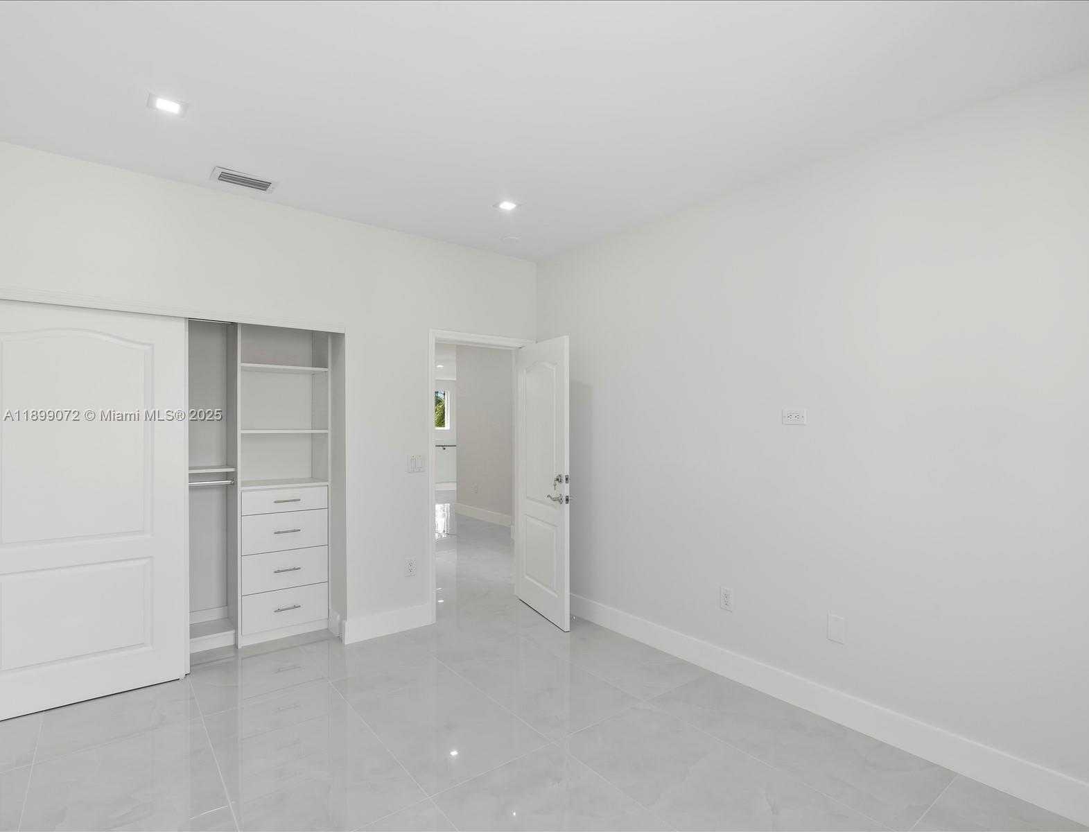 Small Image of 21227 NORTH EAST 31ST PL #21227, Aventura Number 42