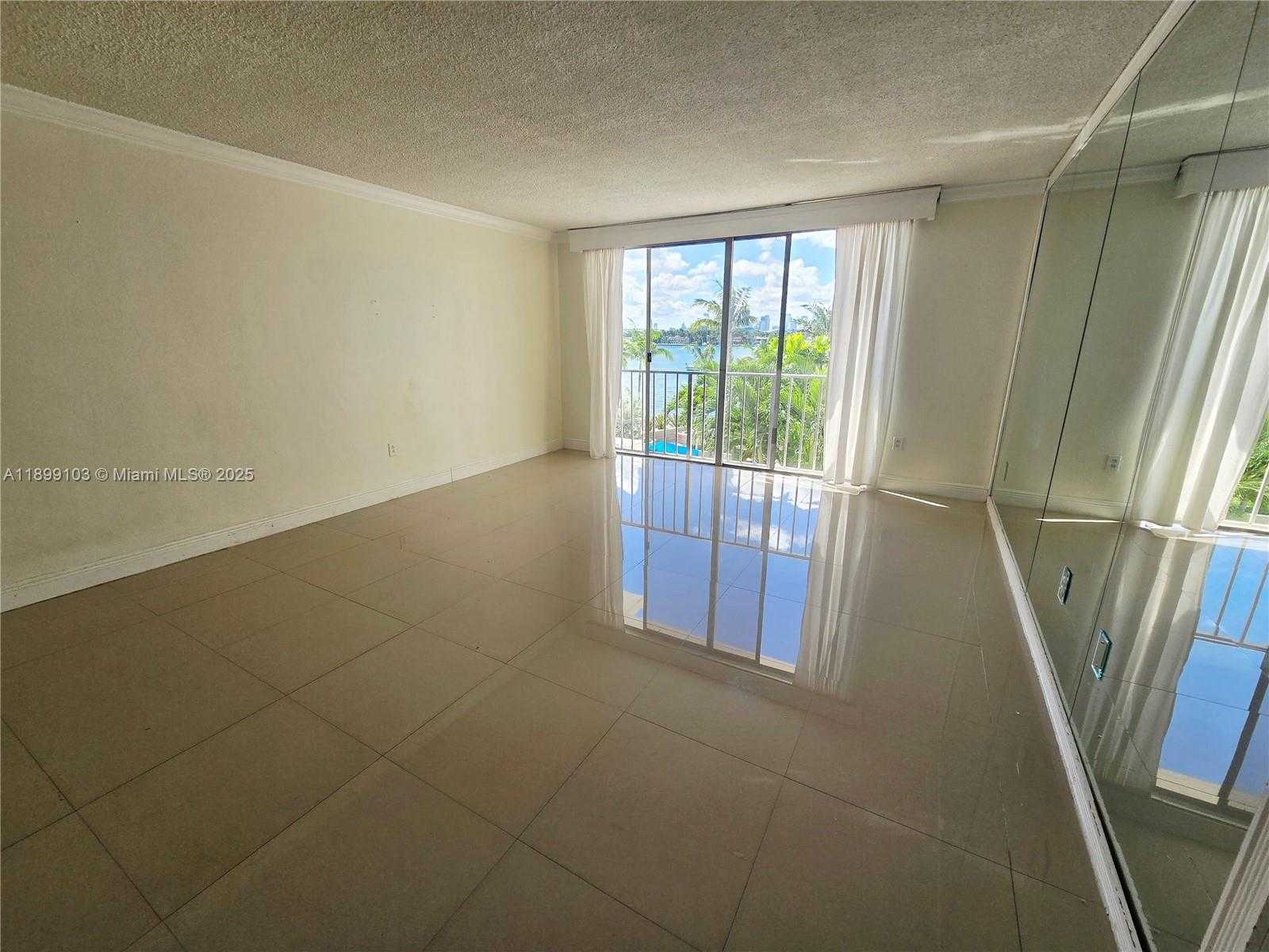 Small Image of 800 WEST AVE #433, Miami Beach Number 6