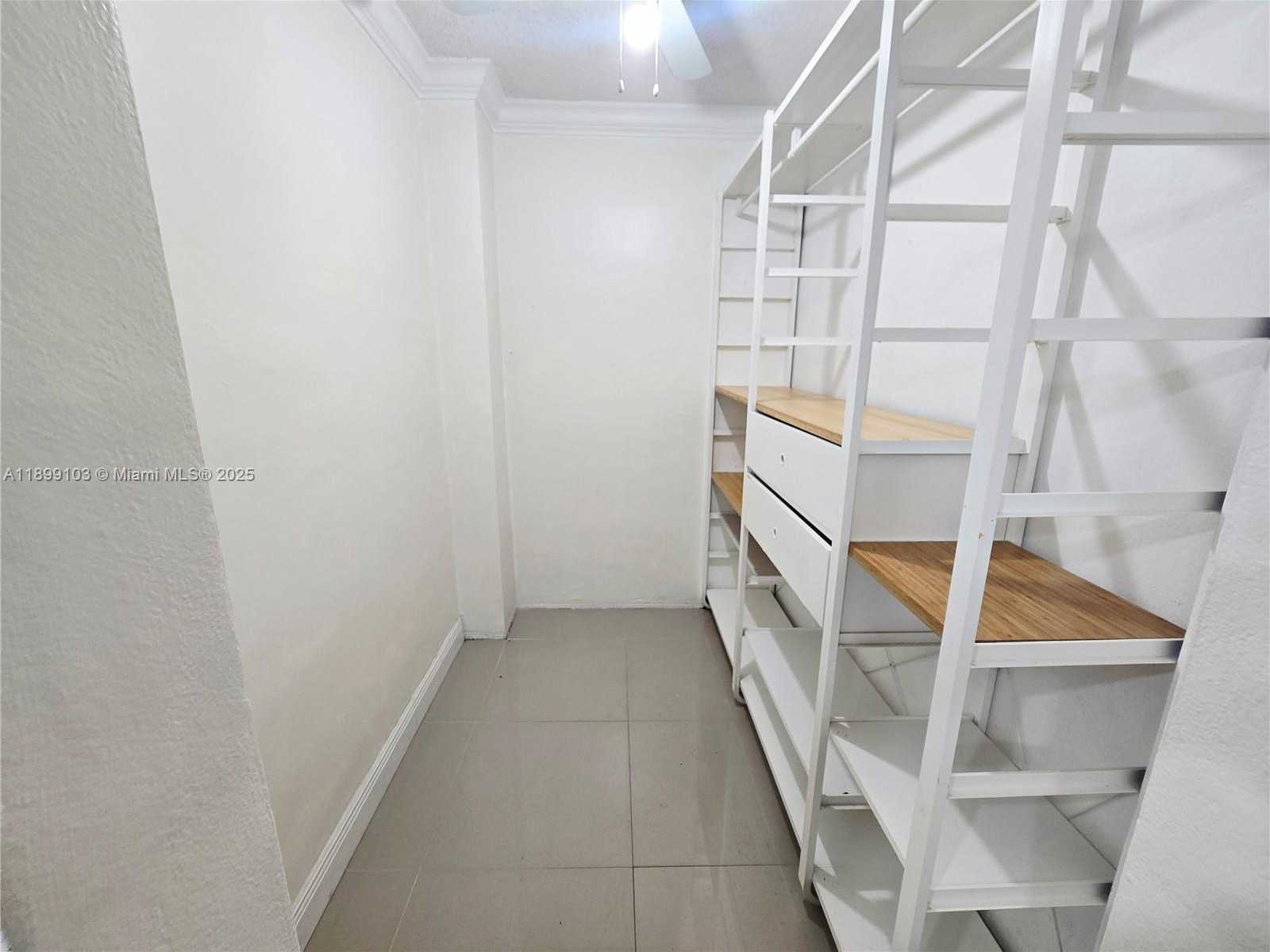 Small Image of 800 WEST AVE #433, Miami Beach Number 9