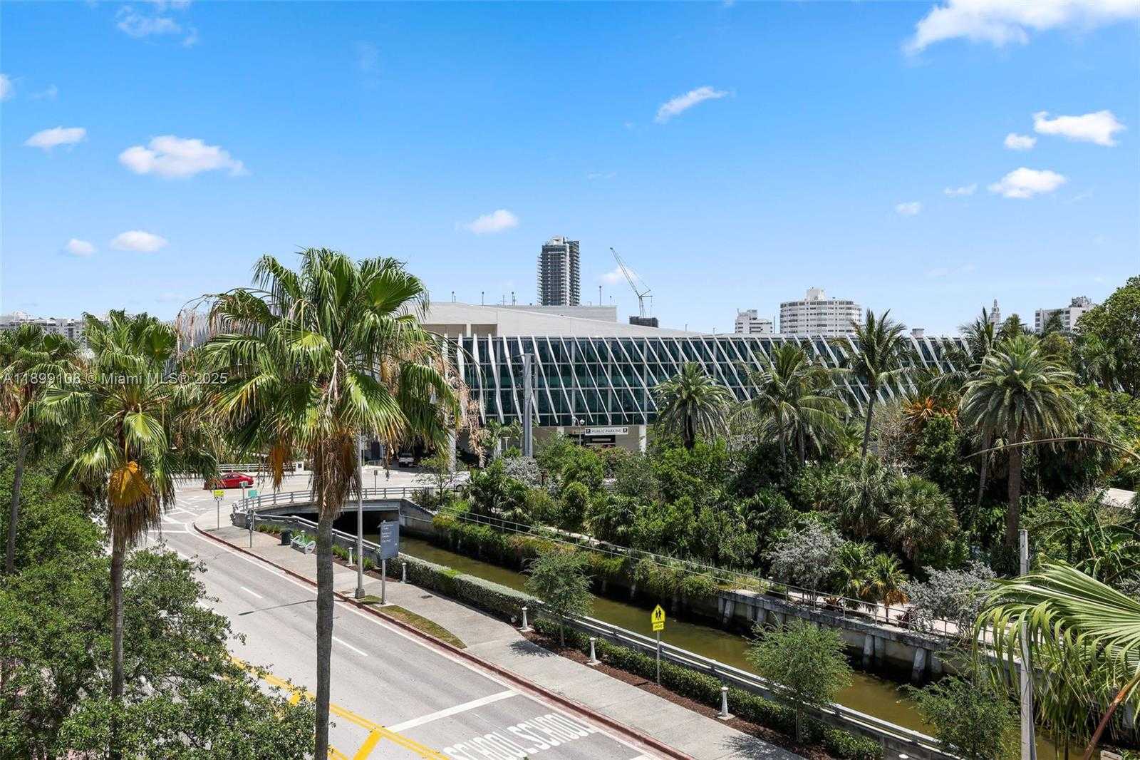 Small Image of 2001 MERIDIAN AVE #506, Miami Beach Number 26