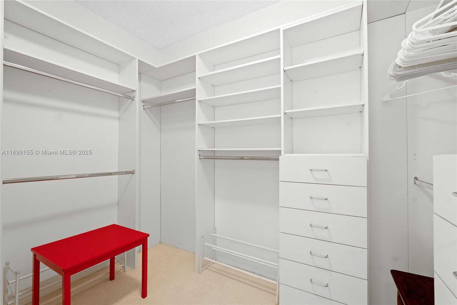 Small Image of 21205 YACHT CLUB DR #707, Aventura Number 20