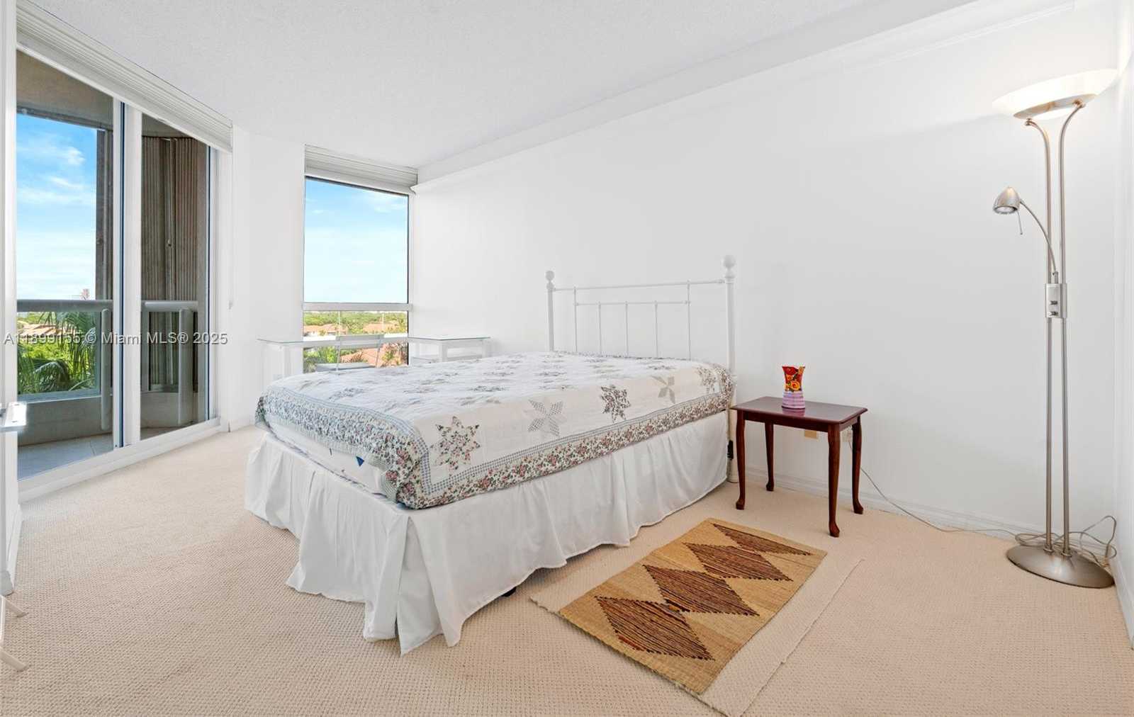 Small Image of 21205 YACHT CLUB DR #707, Aventura Number 22