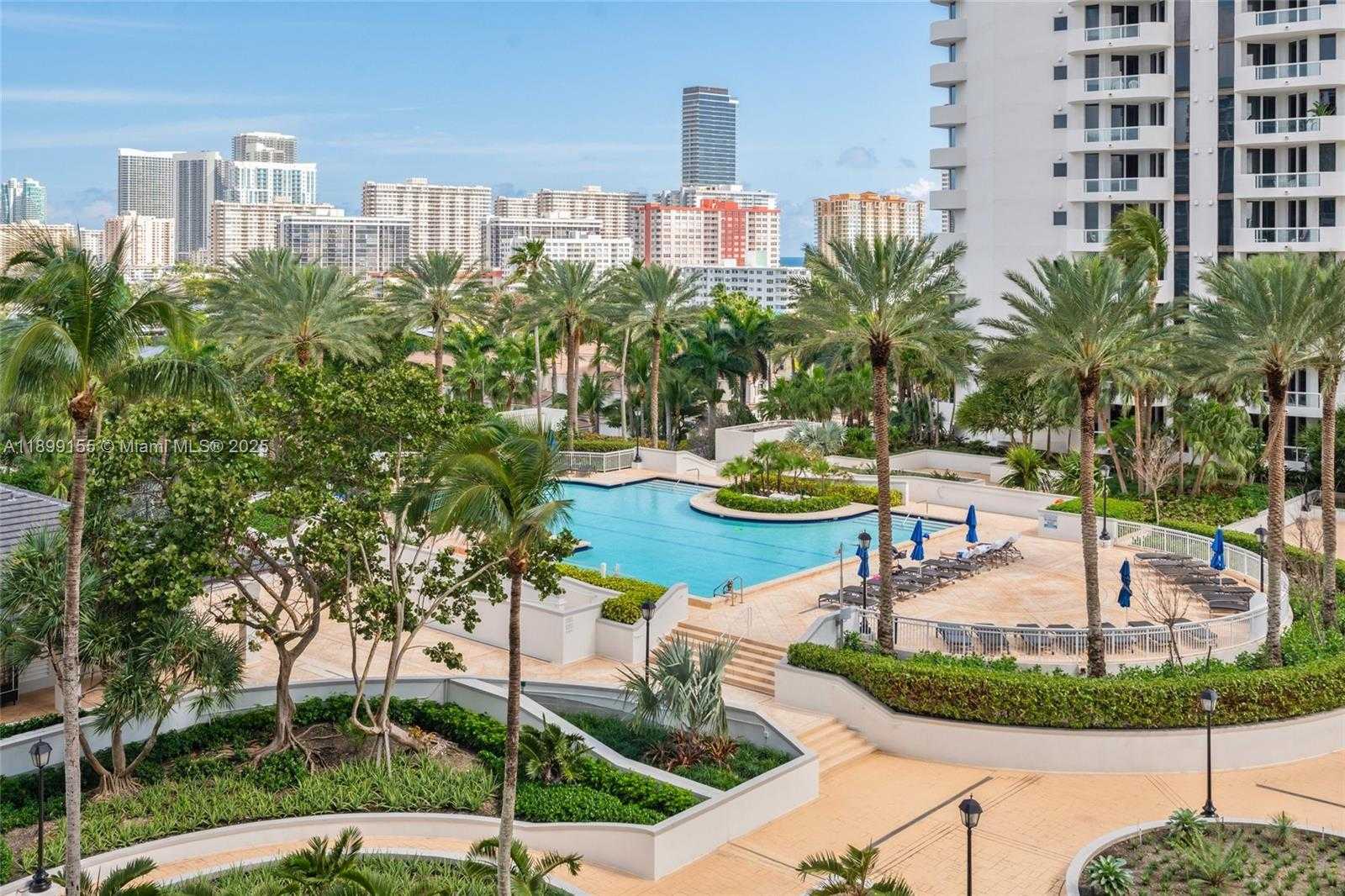 Small Image of 21205 YACHT CLUB DR #707, Aventura Number 30