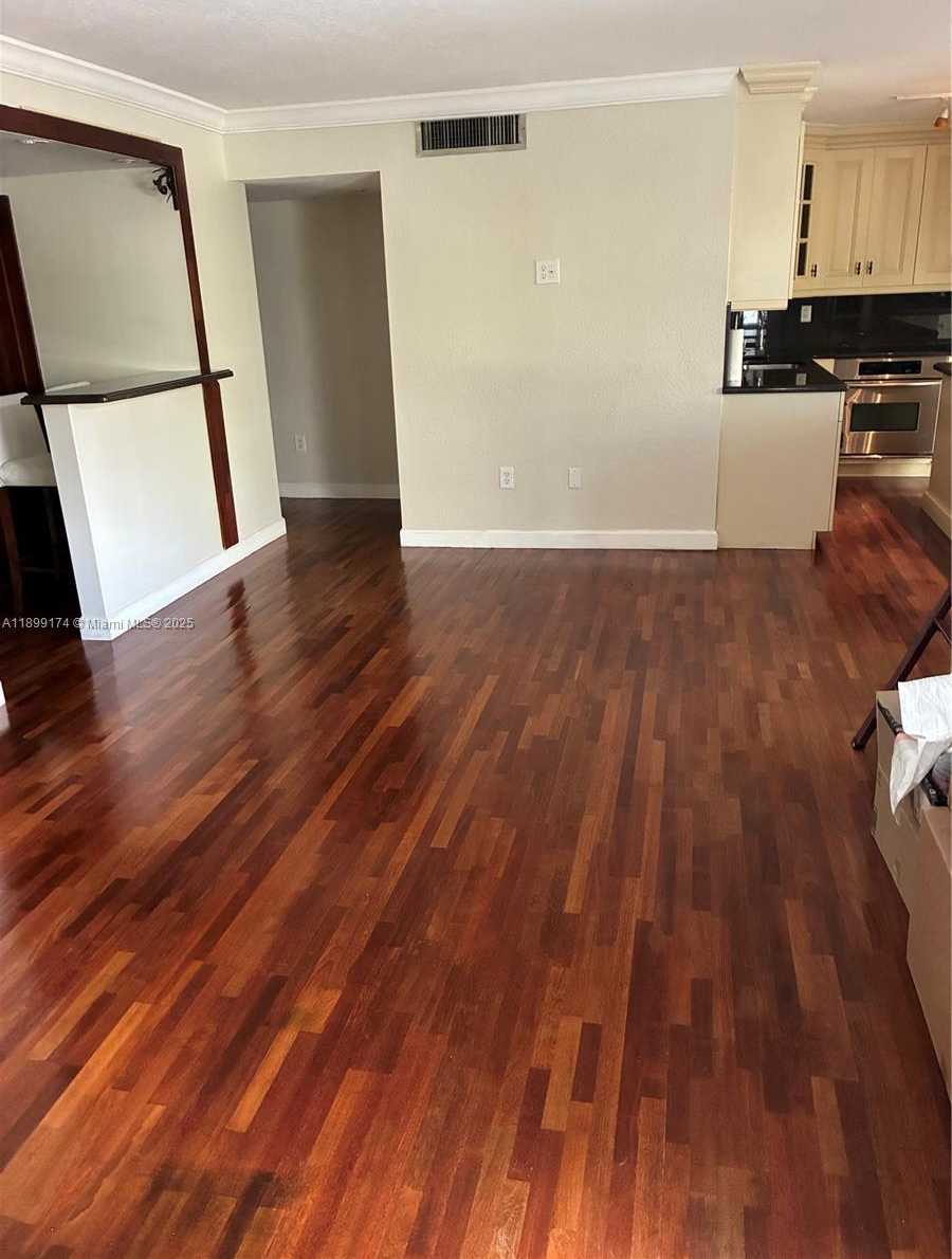 Small Image of 10010 NORTH WEST 9TH ST CIR #103-6, Miami Number 4