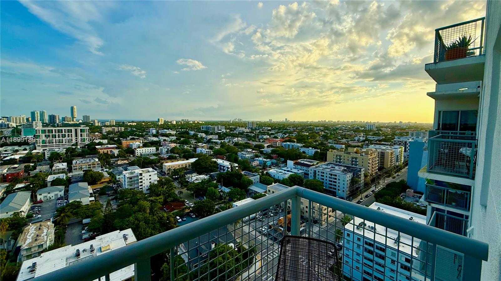 Small Image of 10 SOUTH WEST SOUTH RIVER DR #PHI06, Miami Number 18