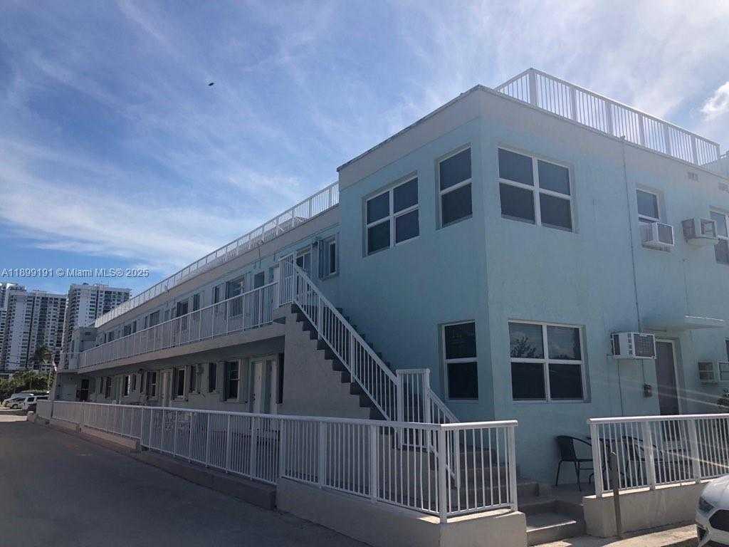 Small Image of 1500 SOUTH SURF RD #5, Hollywood Number 13