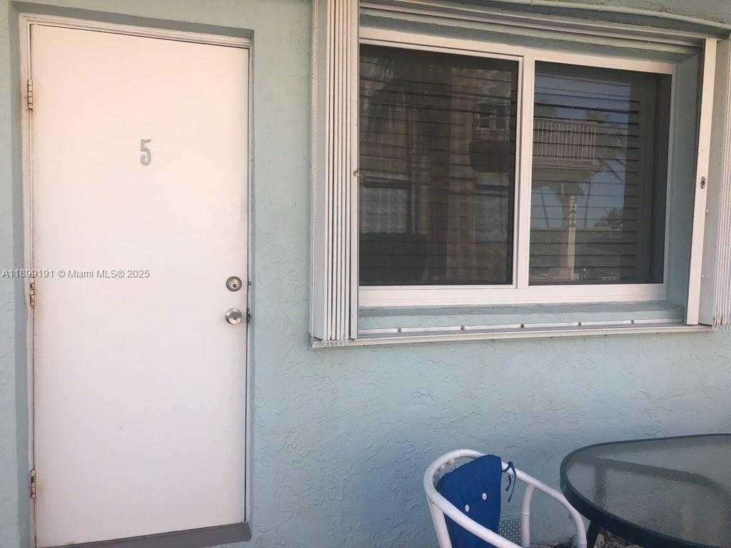 Small Image of 1500 SOUTH SURF RD #5, Hollywood Number 3