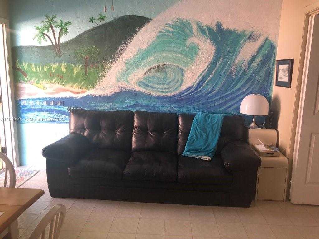 Small Image of 1500 SOUTH SURF RD #5, Hollywood Number 4