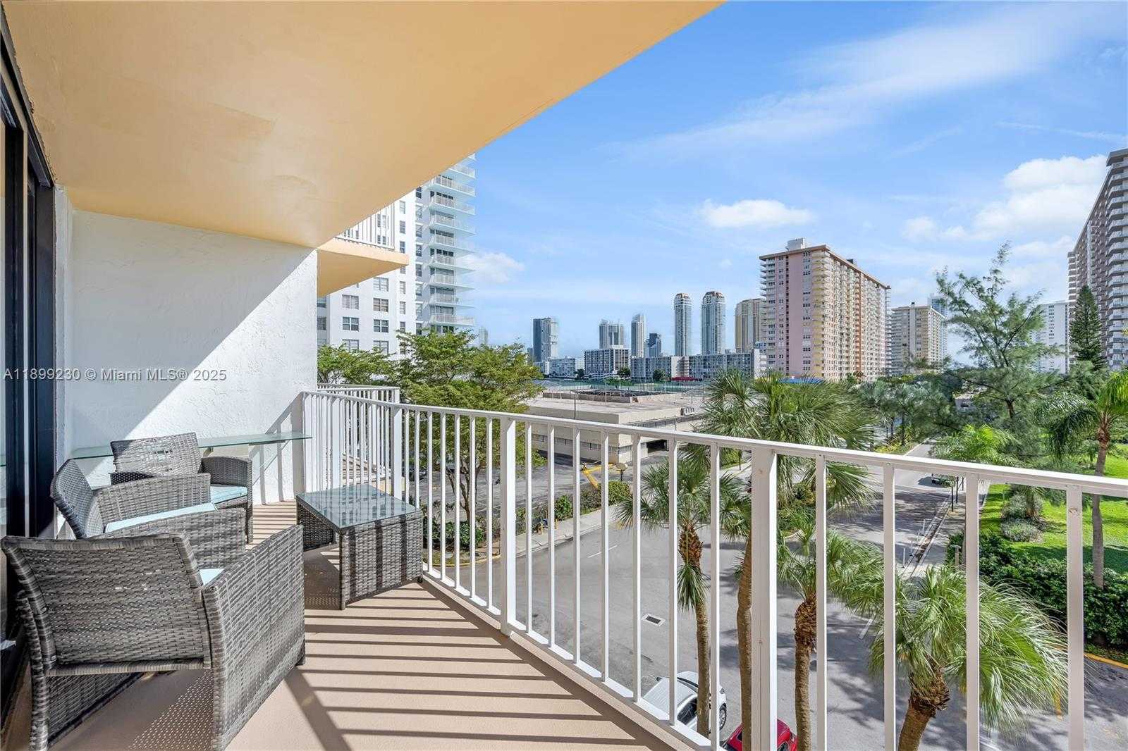 Small Image of 290 174TH ST #511, Sunny Isles Beach Number 17
