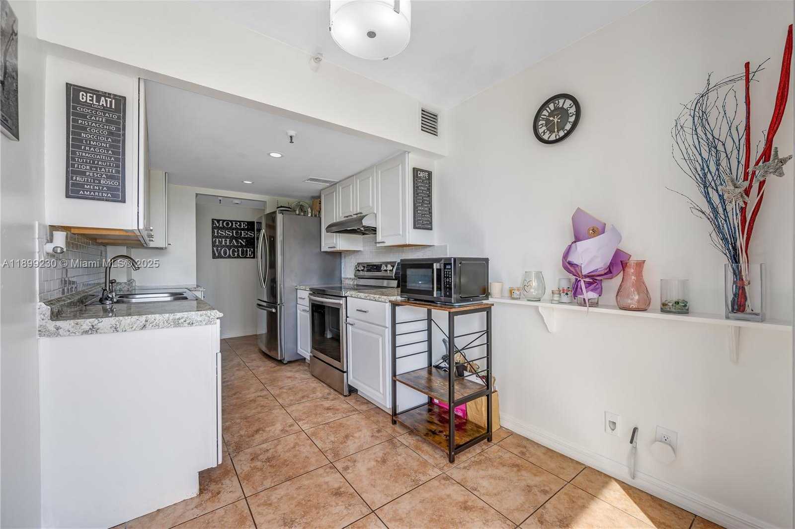 Small Image of 290 174TH ST #511, Sunny Isles Beach Number 7