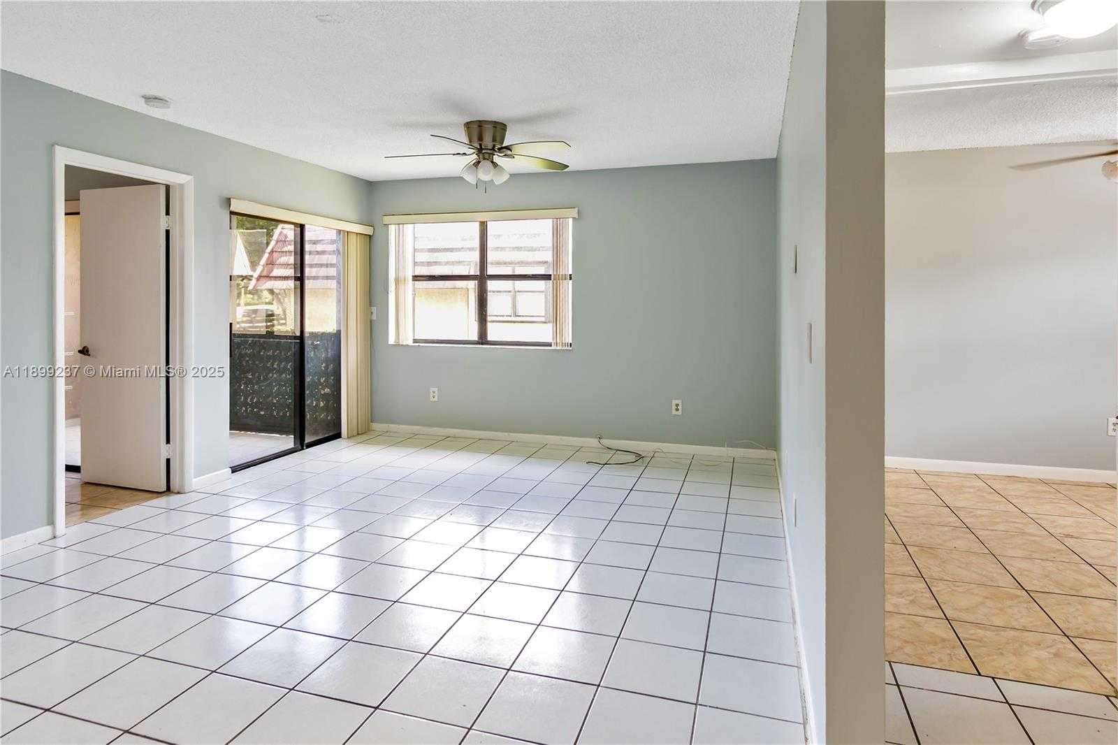 Small Image of 14913 SOUTH WEST 104TH ST #16-22, Miami Number 13