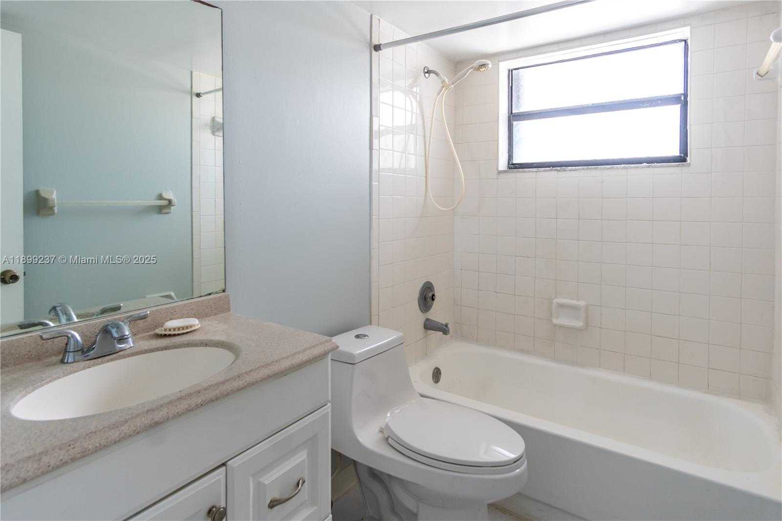 Small Image of 14913 SOUTH WEST 104TH ST #16-22, Miami Number 23