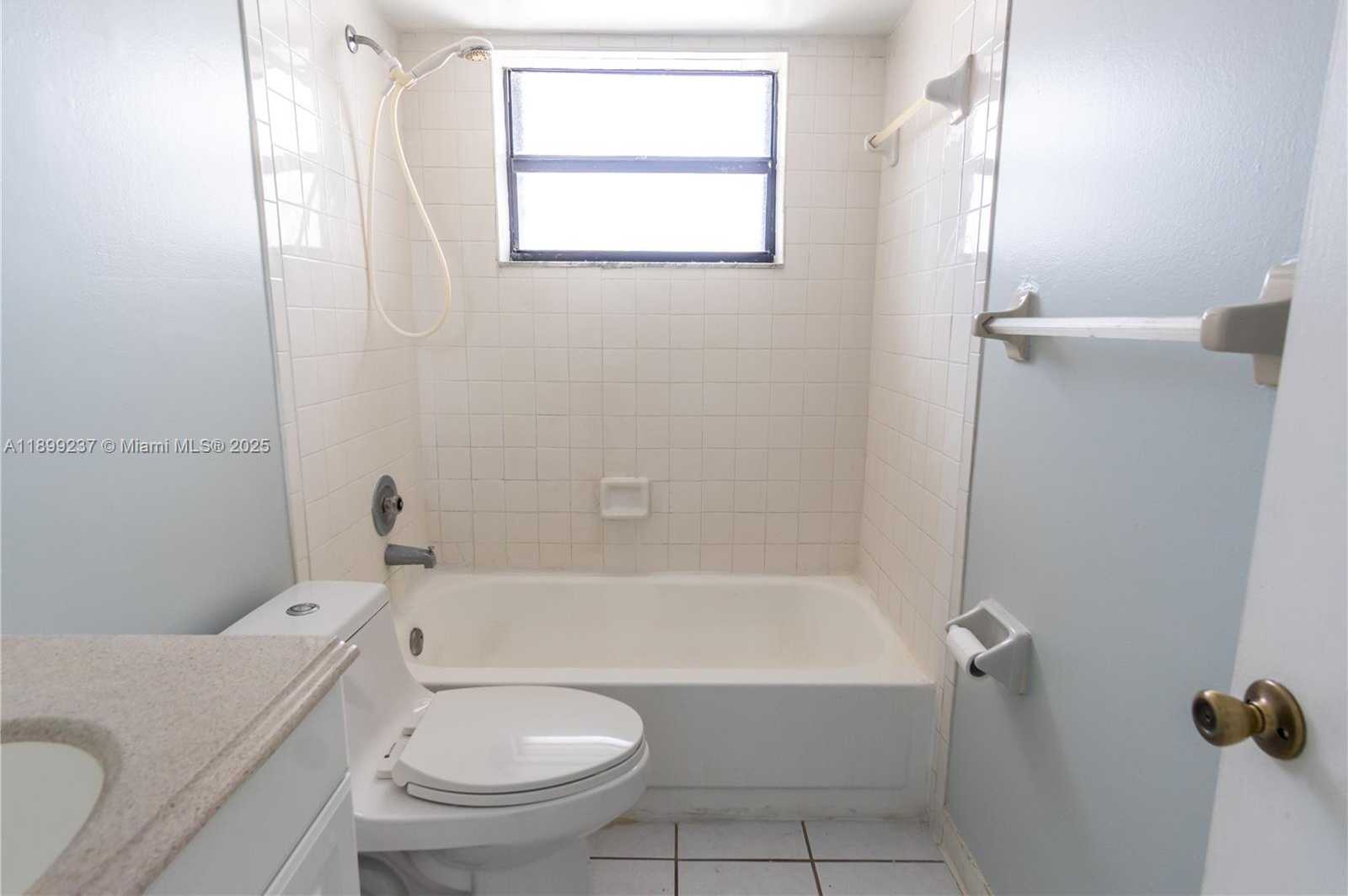Small Image of 14913 SOUTH WEST 104TH ST #16-22, Miami Number 24