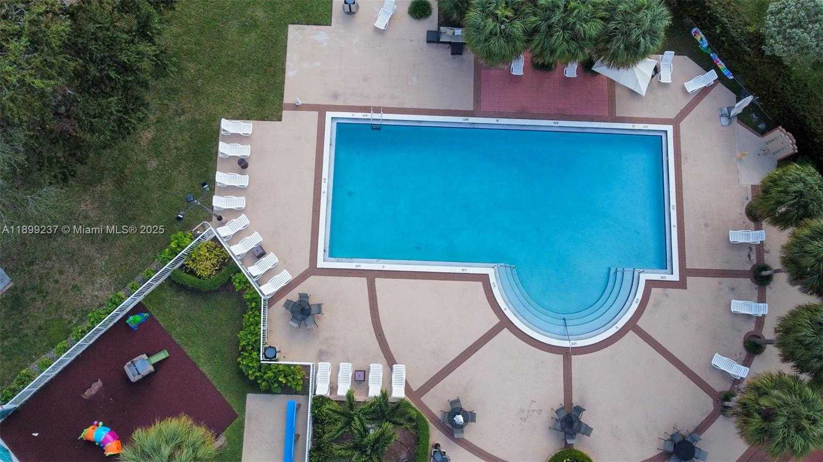 Small Image of 14913 SOUTH WEST 104TH ST #16-22, Miami Number 30