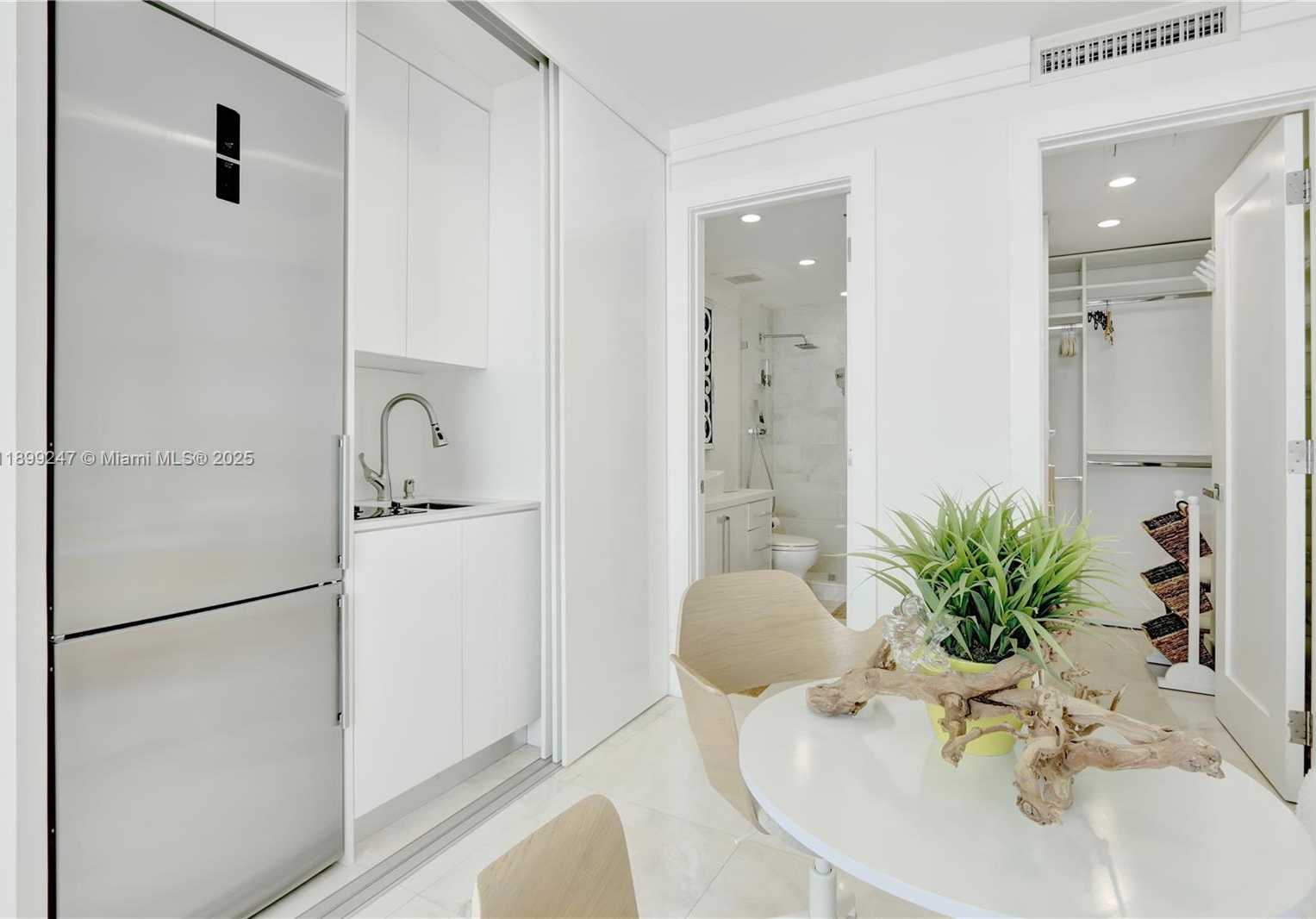 Small Image of 700 SOUTH WEST BILTMORE WAY #816, Coral Gables Number 2