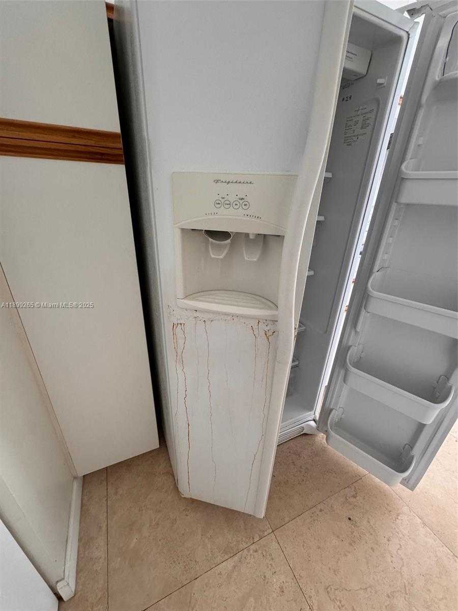 Small Image of 3400 NORTH EAST 192ND ST #604, Aventura Number 11