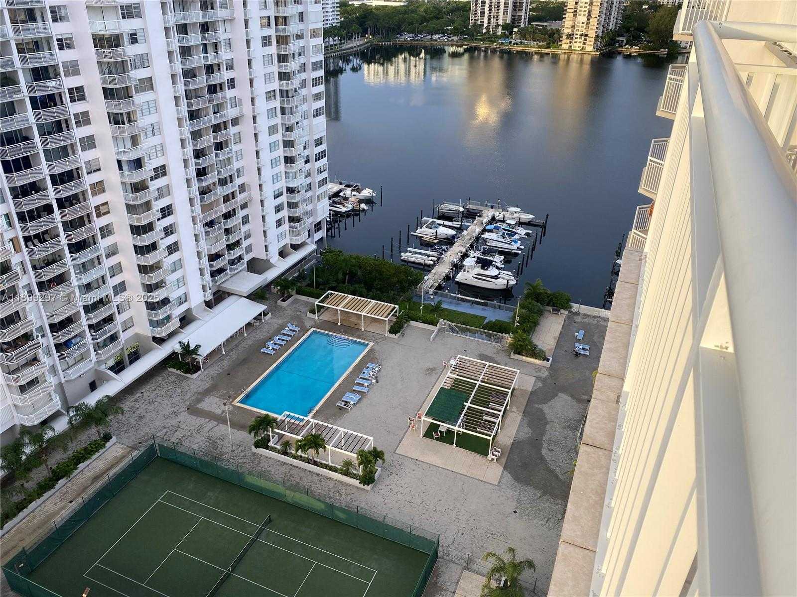 Small Image of 18031 BISCAYNE BLVD #PH02, Aventura Number 22