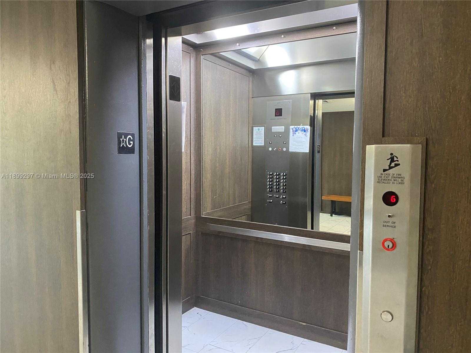 Small Image of 18031 BISCAYNE BLVD #PH02, Aventura Number 23