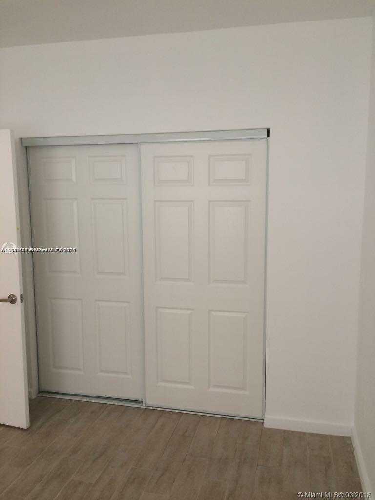 Small Image of 1611 MERIDIAN AVE #307, Miami Beach Number 8