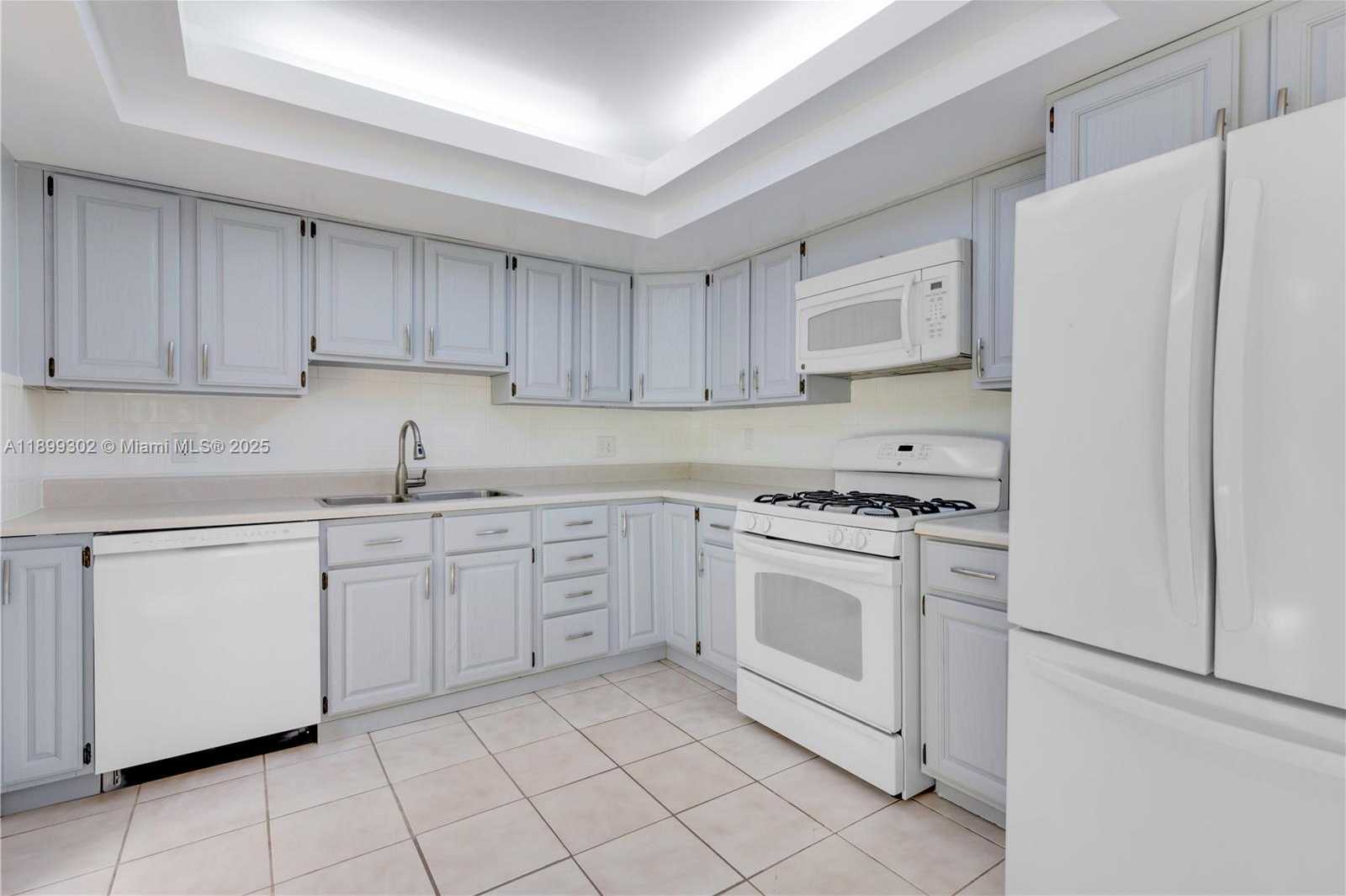 Small Image of 11237 SOUTH WEST 112TH ST #11237, Miami Number 14
