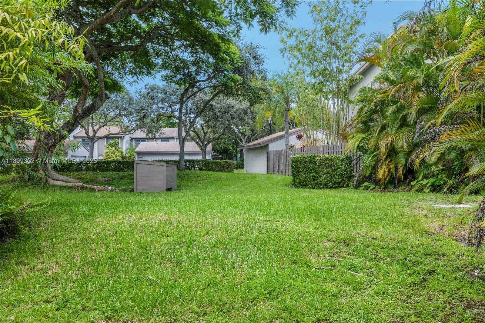 Small Image of 11237 SOUTH WEST 112TH ST #11237, Miami Number 35