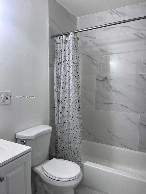 Small Image of 21221 SOUTH WEST 120 AVE, Miami Number 17