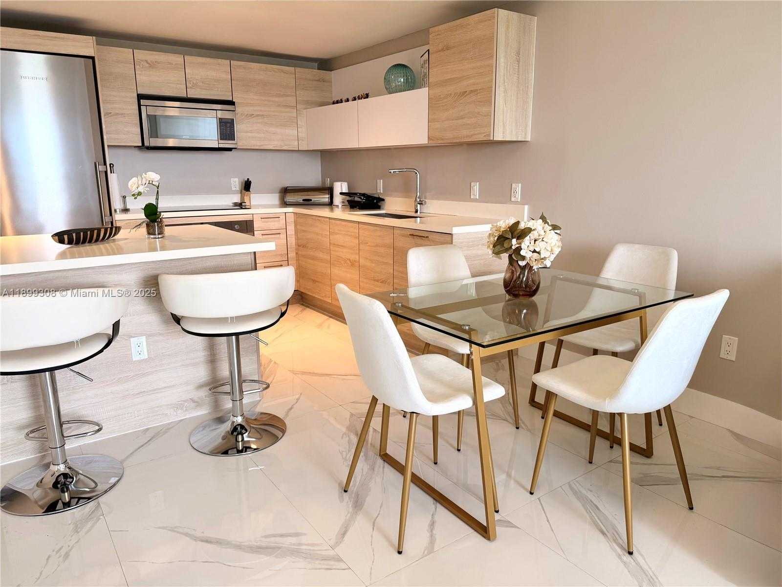 Imagen de Pequeño Objeto