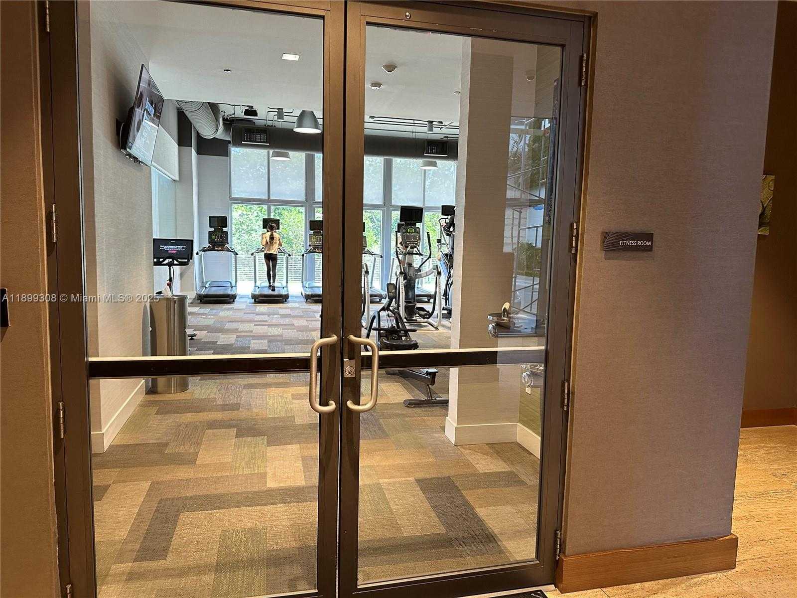 Imagen de Pequeño Objeto