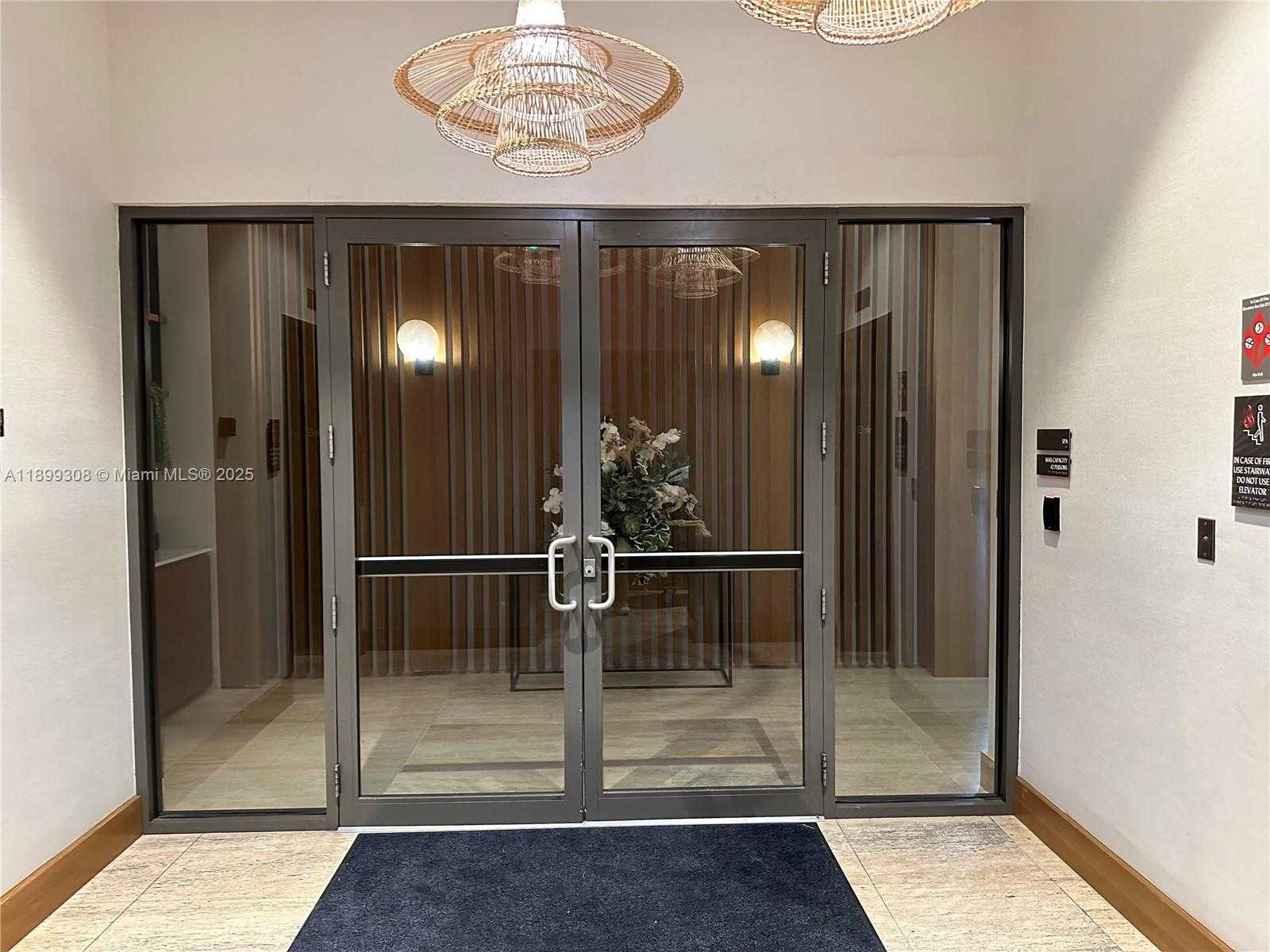 Imagen de Pequeño Objeto