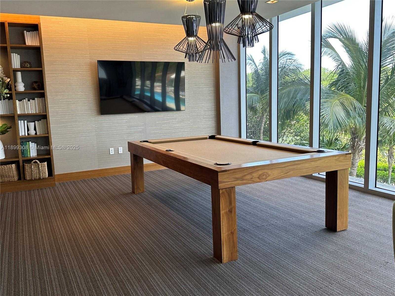 Imagen de Pequeño Objeto