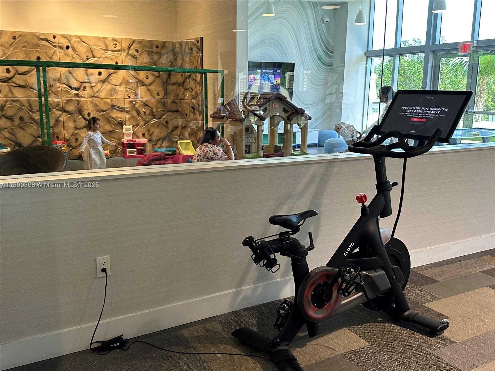 Imagen de Pequeño Objeto