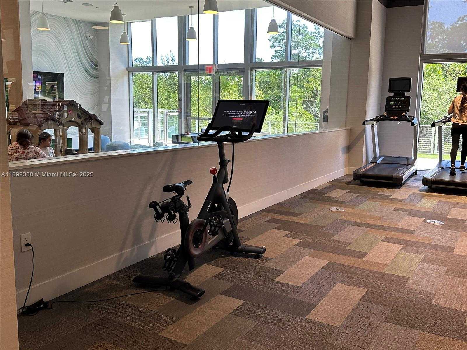 Imagen de Pequeño Objeto