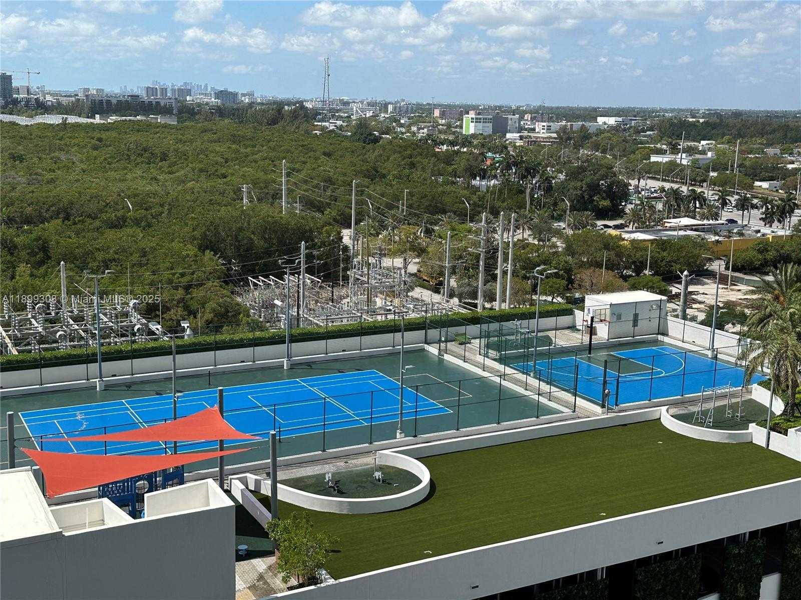 Imagen de Pequeño Objeto