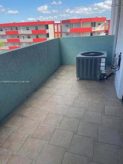 Small Image of 1825 WEST 44TH PL #511, Hialeah Number 11