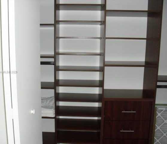 Small Image of 495 BRICKELL AVE #2401, Miami Number 26