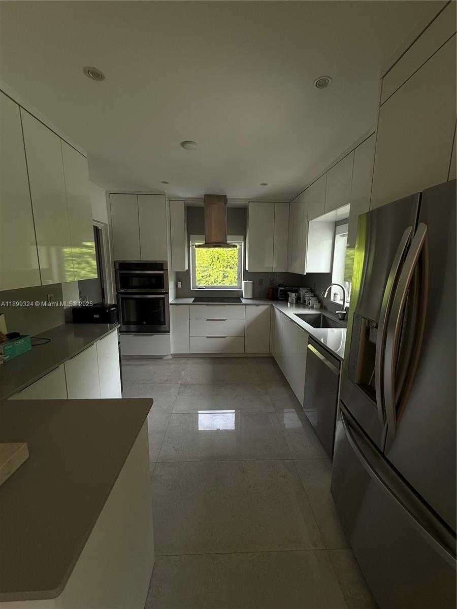 Small Image of Miami Shores Number 13