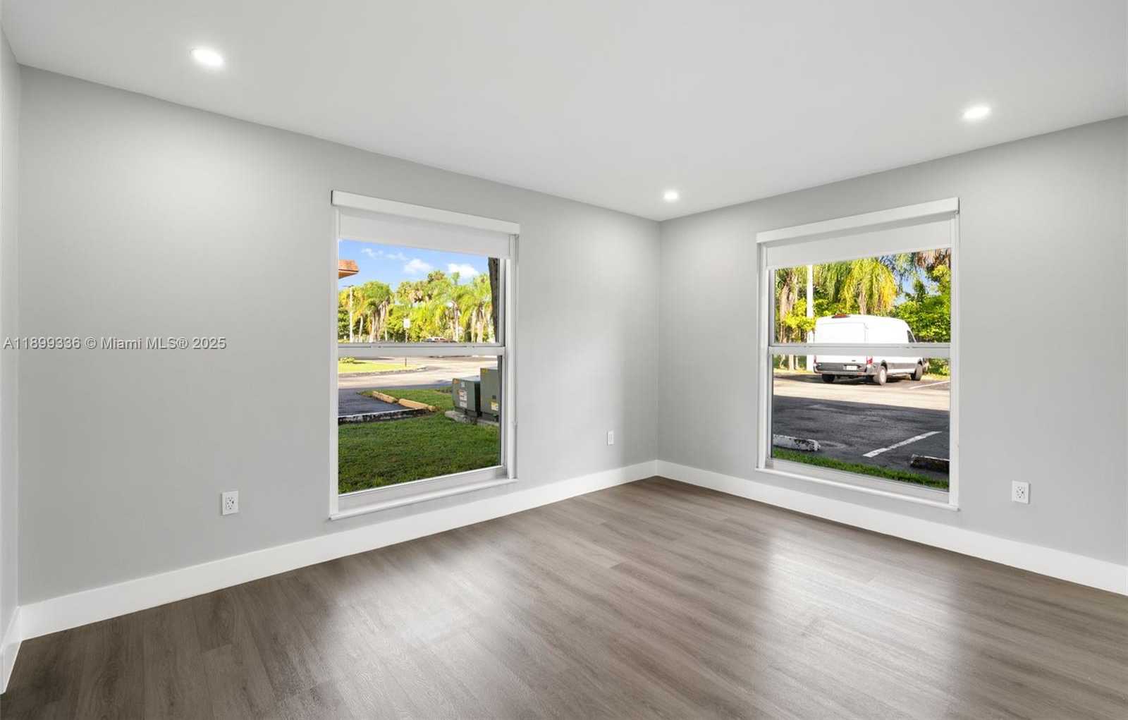 Small Image of 9405 SOUTH WEST 76TH ST #Y11, Miami Number 29