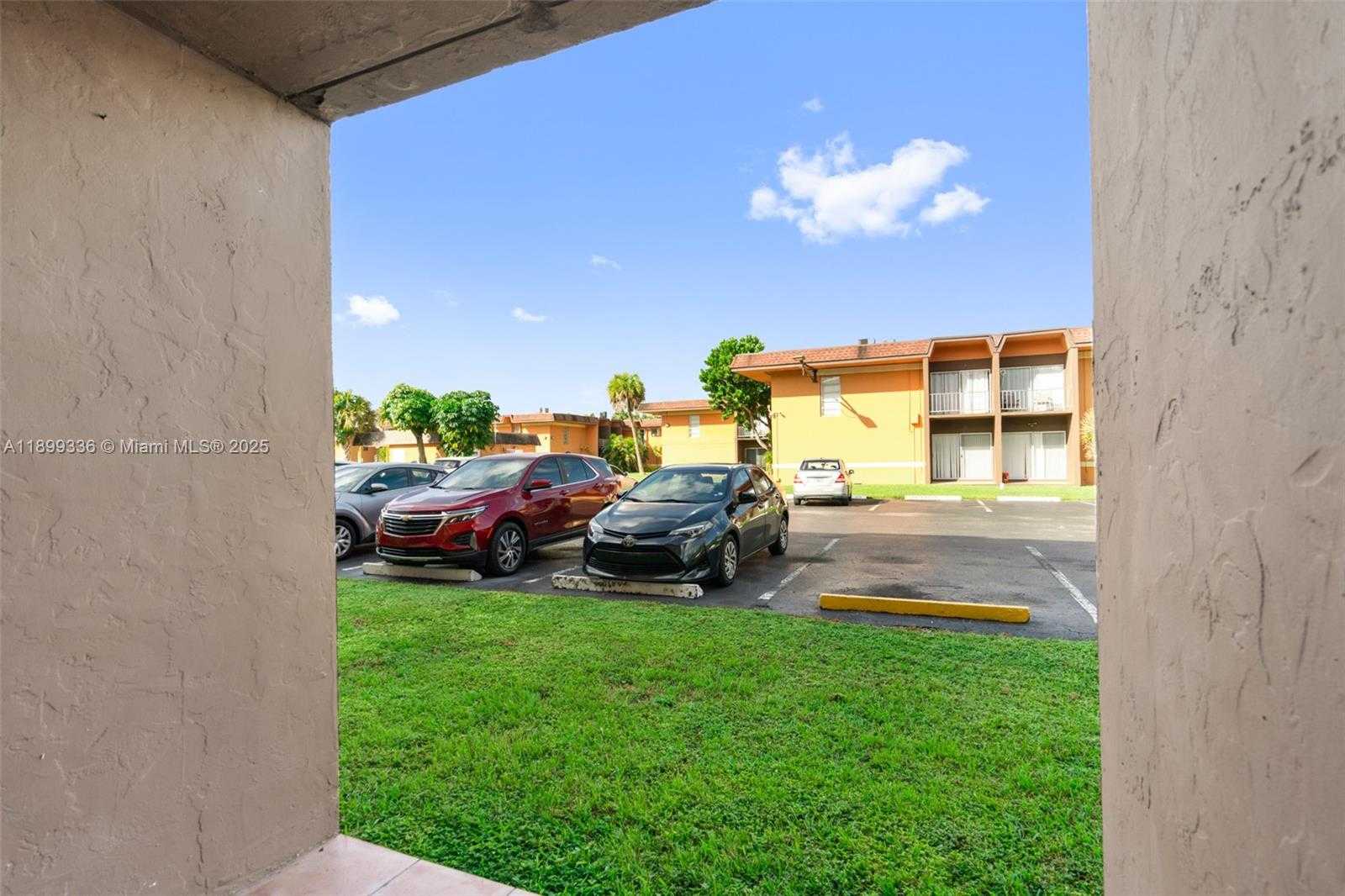 Small Image of 9405 SOUTH WEST 76TH ST #Y11, Miami Number 36