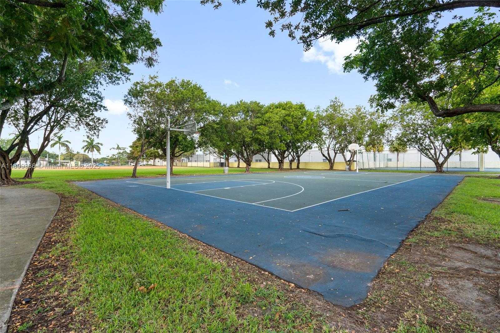 Small Image of 9405 SOUTH WEST 76TH ST #Y11, Miami Number 52