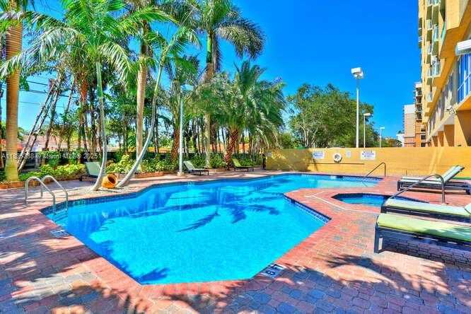 Small Image of 3500 CORAL WAY #409, Miami Number 17