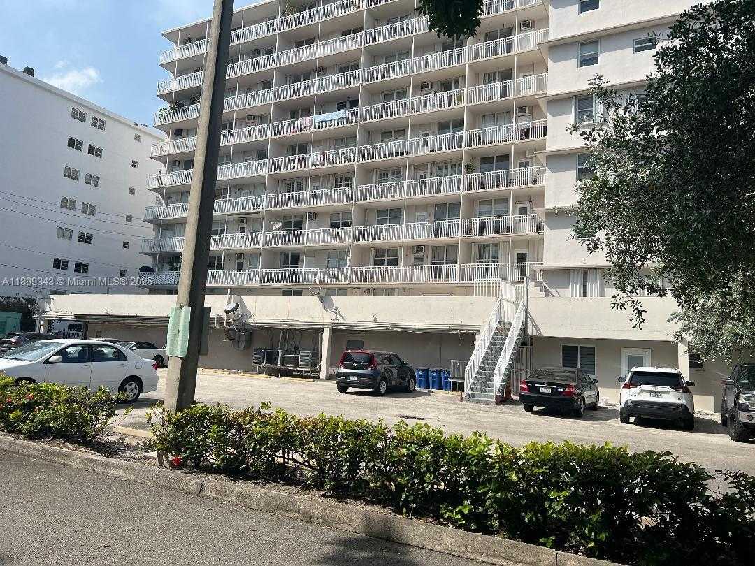 Small Image of 1300 LINCOLN RD #A101, Miami Beach Number 30