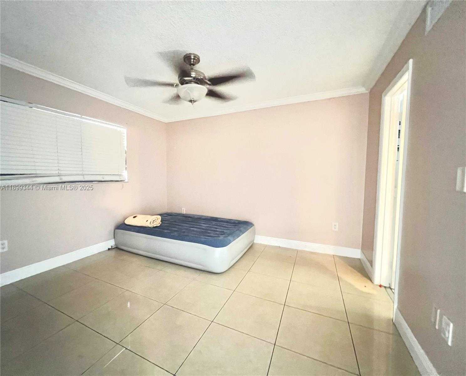 Small Image of 9915 WEST OKEECHOBEE RD #2-506, Hialeah Gardens Number 10