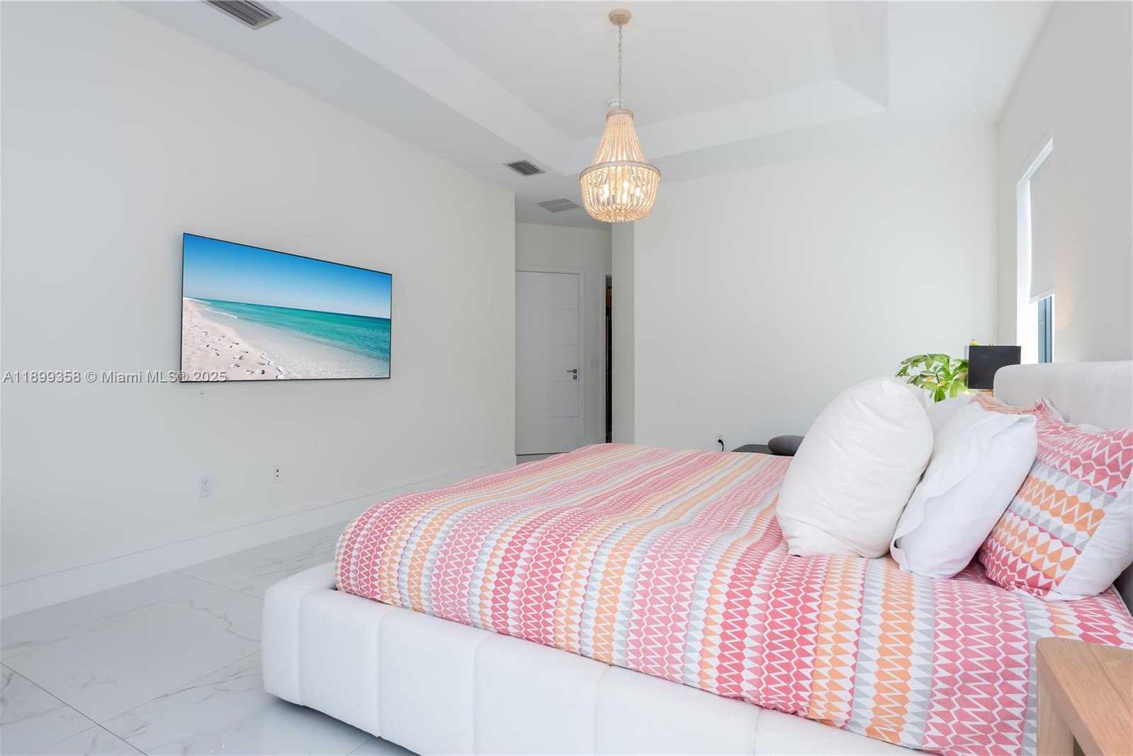 Small Image of 17320 SOUTH WEST 92ND CT, Palmetto Bay Number 22