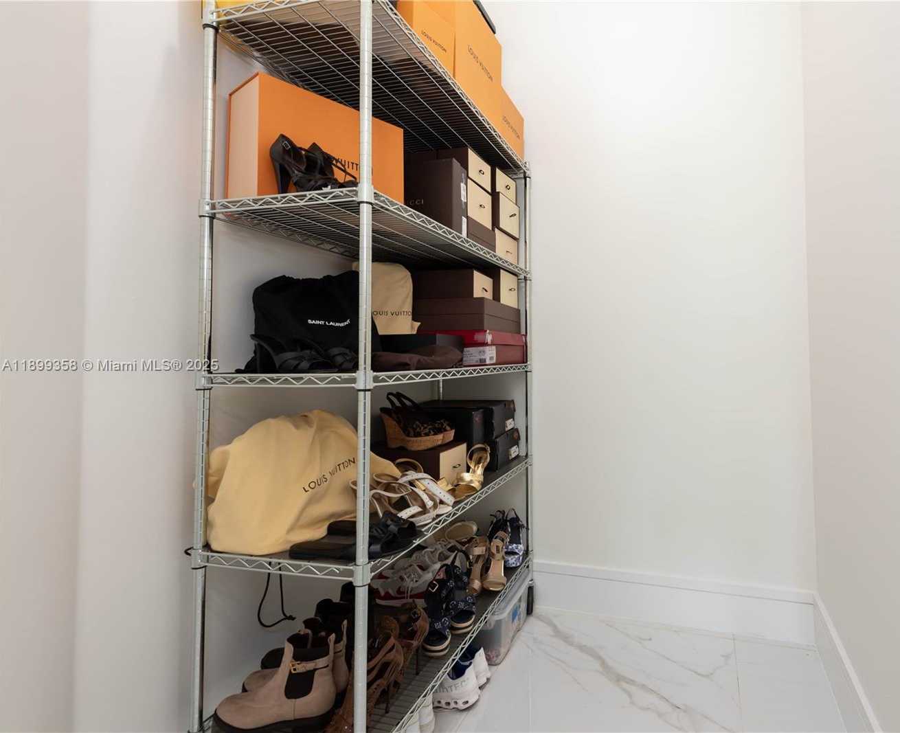 Small Image of 17320 SOUTH WEST 92ND CT, Palmetto Bay Number 27