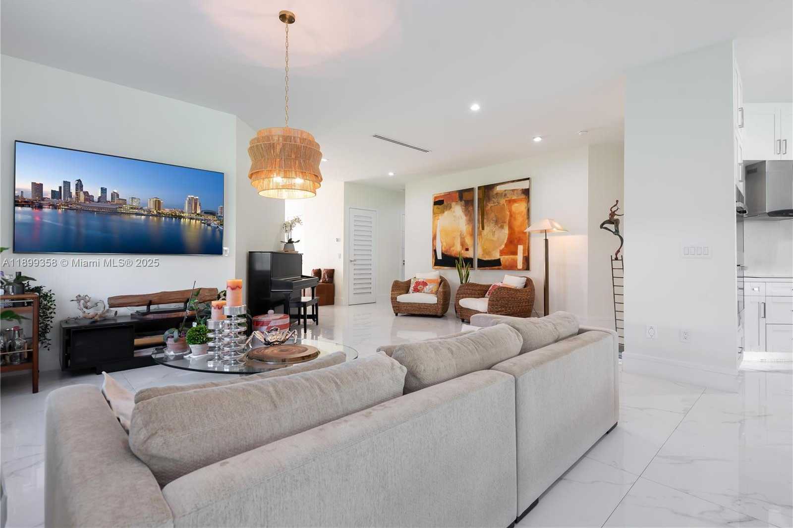 Small Image of 17320 SOUTH WEST 92ND CT, Palmetto Bay Number 5