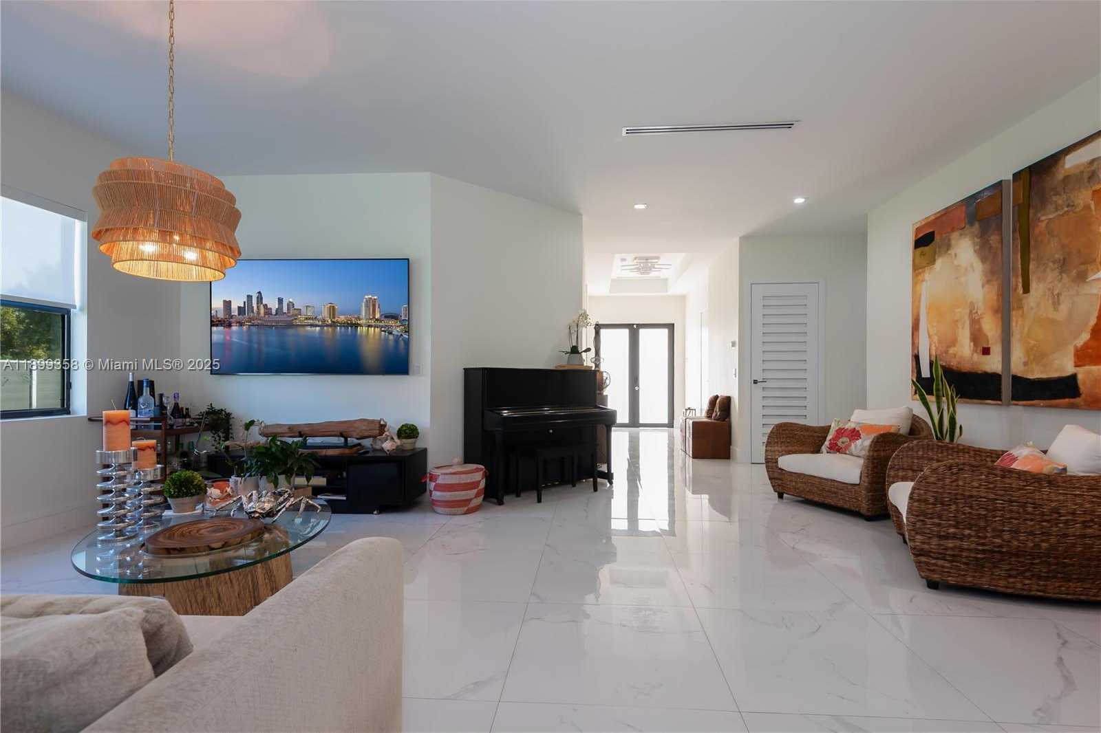 Small Image of 17320 SOUTH WEST 92ND CT, Palmetto Bay Number 6