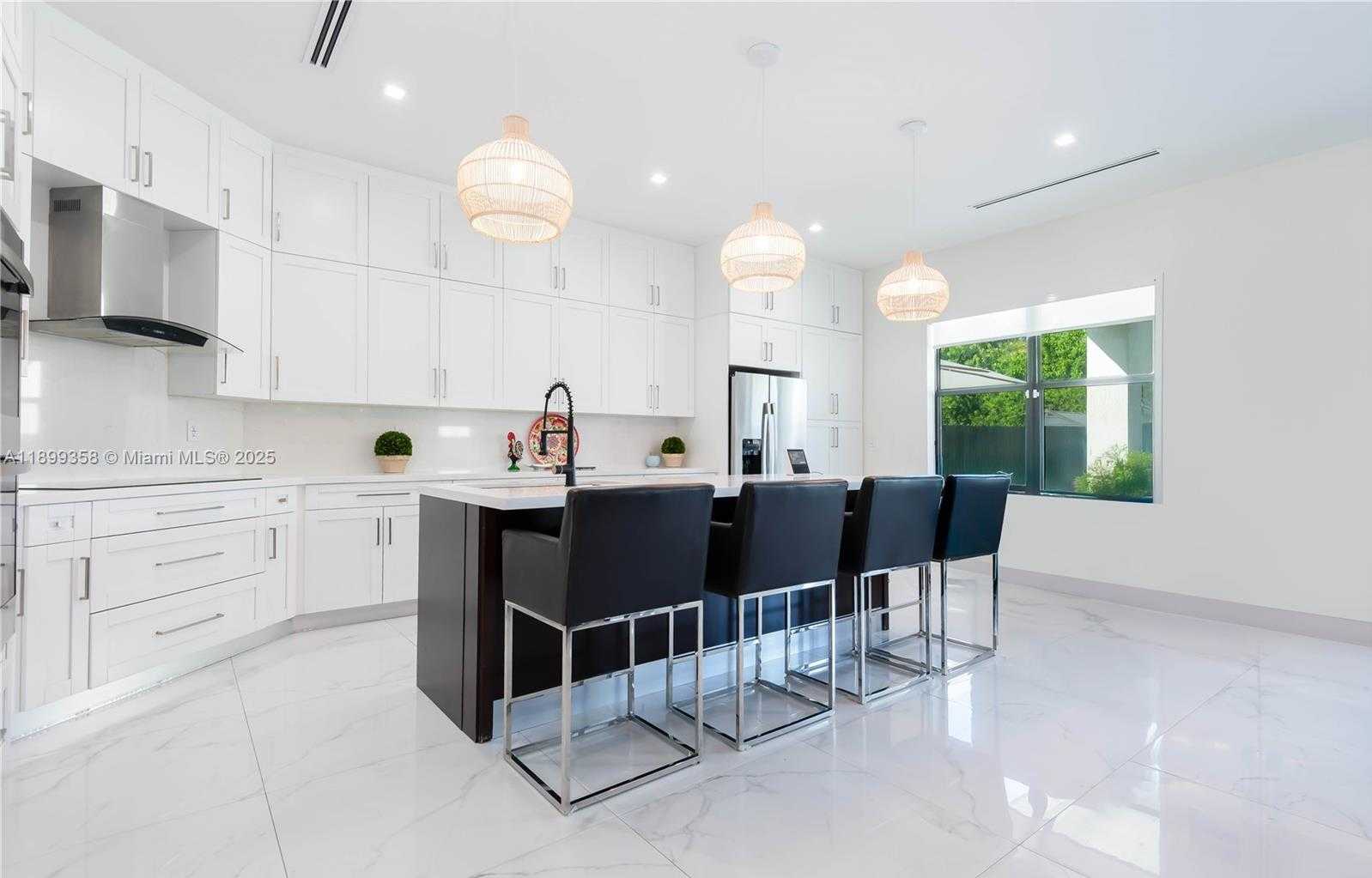 Small Image of 17320 SOUTH WEST 92ND CT, Palmetto Bay Number 9